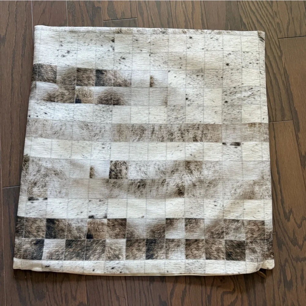 LOLOI FAUX HIDE CHECKERBOARD THROW PILLOW 22x22